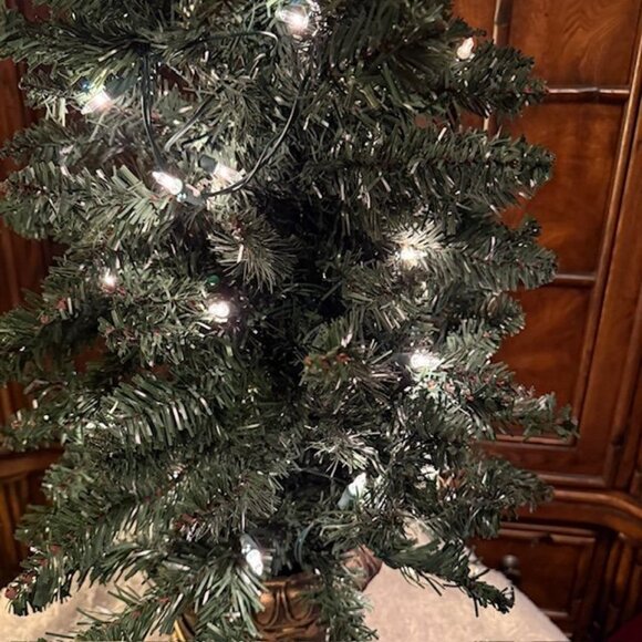 4ft Prelit Indoor Outdoor Tree in Weighted Resin Bronze Patina Pot Clear Lights - Picture 4 of 14